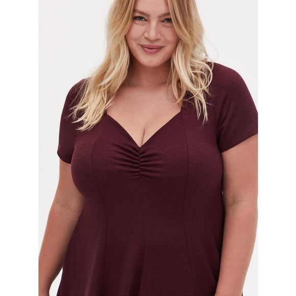 2/$30 Torrid Mini Slub Rib Fluted Dress M/L Winetasting Ruched Sweetheart #7569 - Picture 5 of 16